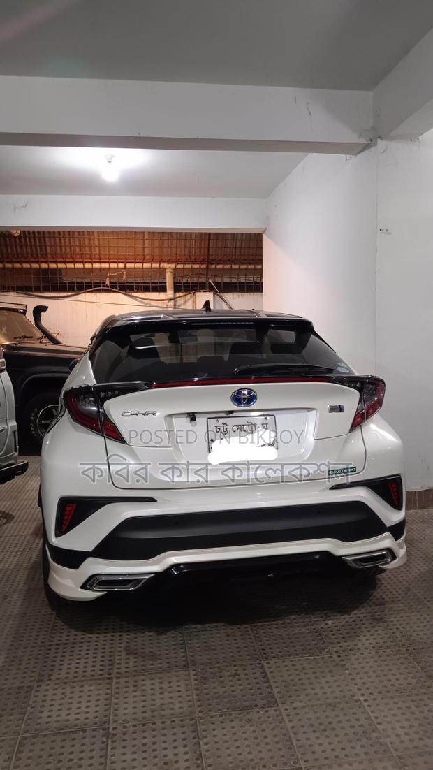 Toyota C-HR hybrid 2018