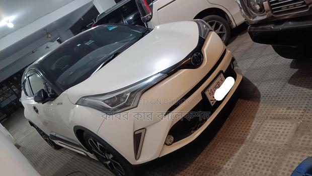 Toyota C-HR hybrid 2018