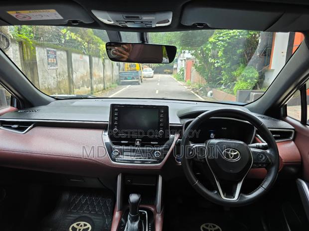 Toyota Corolla Cross Hybrid(Push Start) 2021