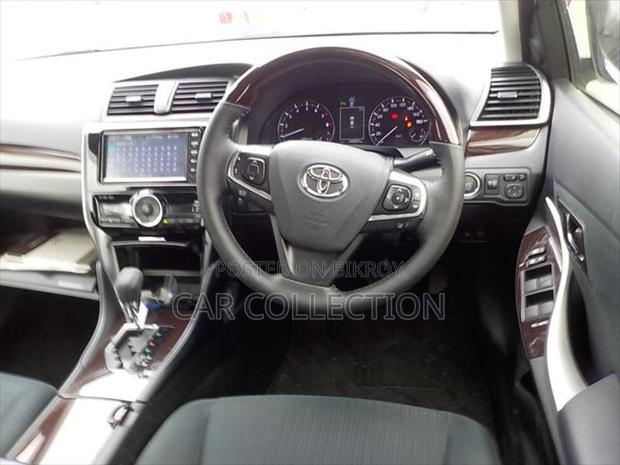 Toyota Premio 2020