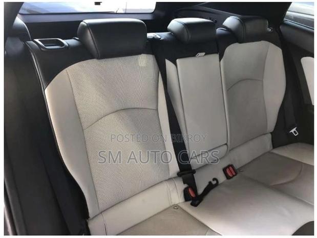 Toyota Prius A Touring Premium 2021