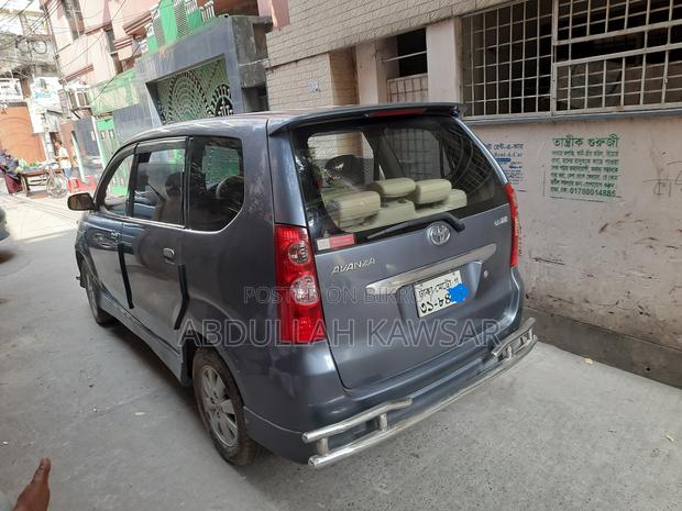 Toyota Avanza 2010