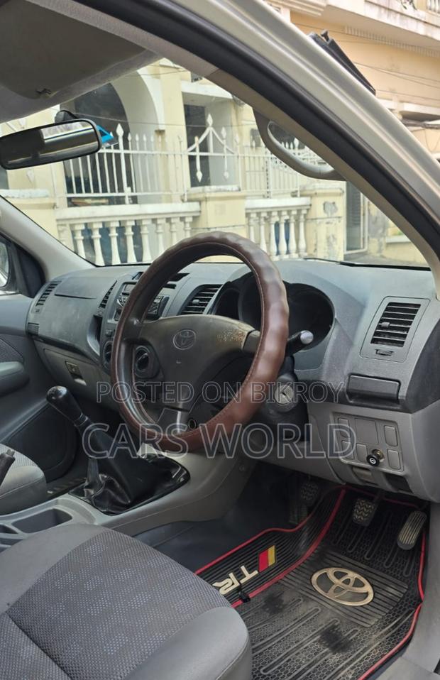 Toyota Hilux Double cabin pickup 2007