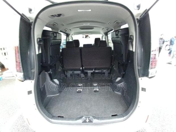 Toyota Noah X Non Hybrid 2-PW 2020