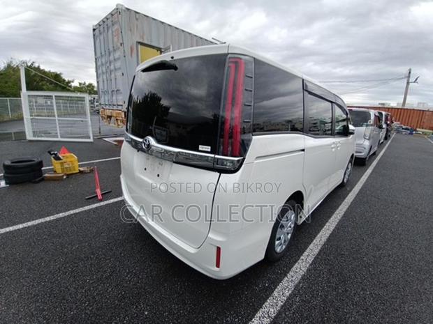Toyota Noah X Non Hybrid 2-PW 2020