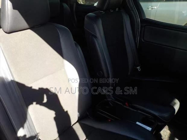 Toyota Noah Non Hybrid WXB Pearl 2021