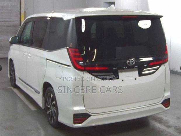 Toyota Noah S-Z PKG NON-HYB 4.5 2022