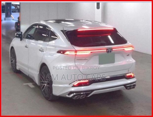 Toyota Harrier Hybrid Z Pearl 2023