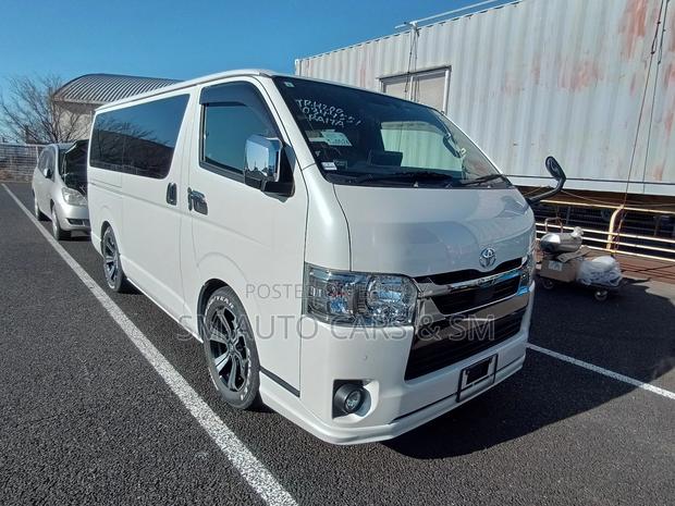Toyota Hiace Super GL Dark Prime2 2021
