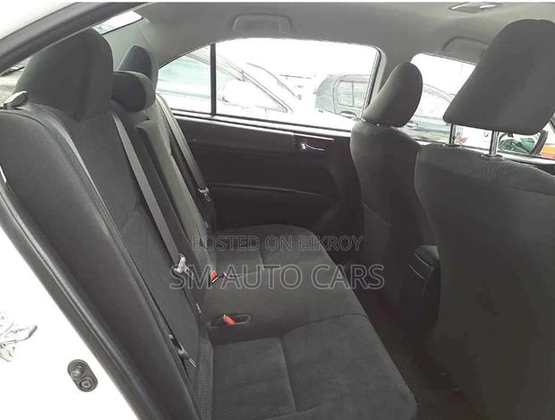 Toyota Axio Non Hybrid EX White 2021
