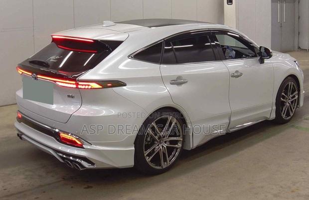 Toyota Harrier Z Leather Bodykit 2023