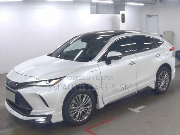 Toyota Harrier Hybrid Z Pearl 2021