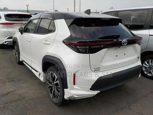 Toyota Yaris Cross Z Pearl/Black 2Tone 2020