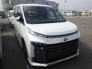Toyota Voxy Hybrid SZ Pearl New 2026 for sale