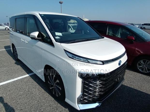 Toyota Voxy HY S-Z ALL OPTION 2023