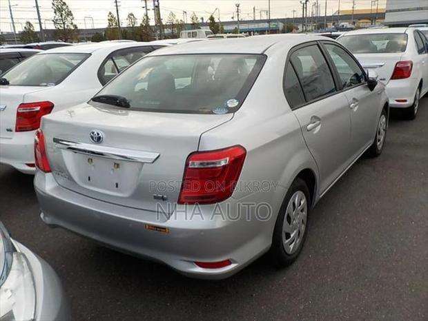 Toyota Axio HYBRID EX PKG 2020