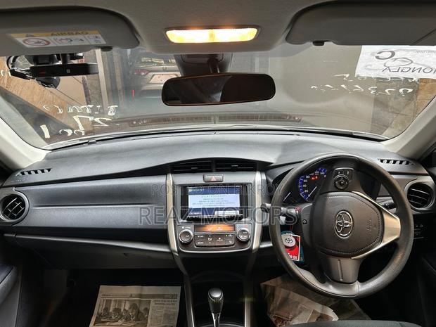 Toyota Fielder EX PKG SILVER / 2020