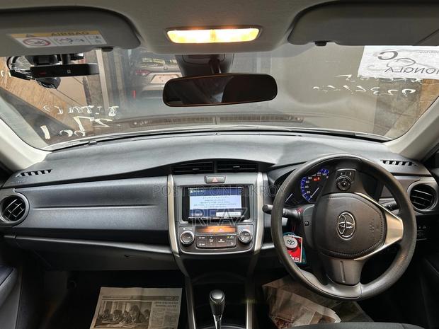Toyota Corolla Fielder 1.5 Hybrid FWD 2020 Silver