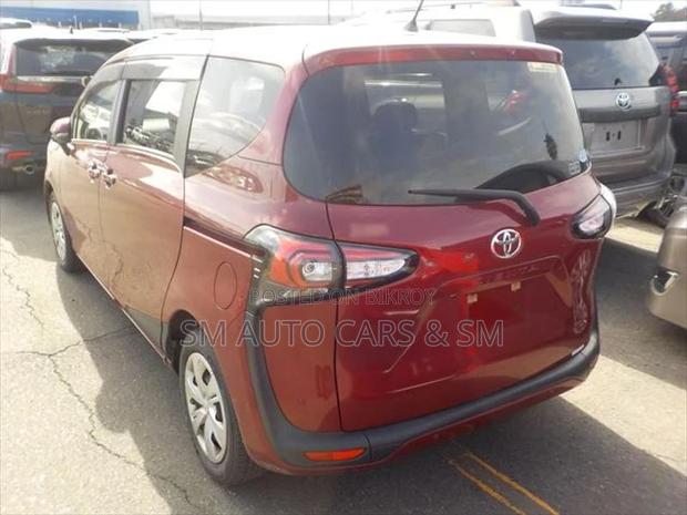 Toyota Sienta Non Hybrid G Red 2021