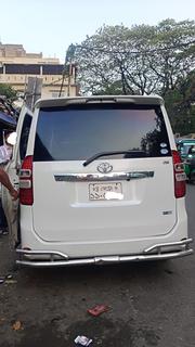 Toyota Noah One door power 2010 for sale