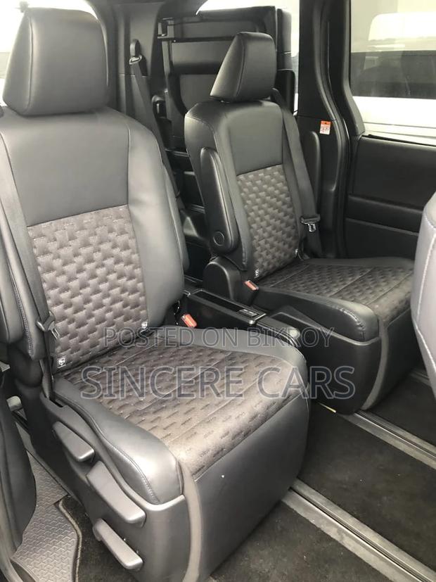 Toyota Voxy SZ NON HYB FULL LOAD 2022