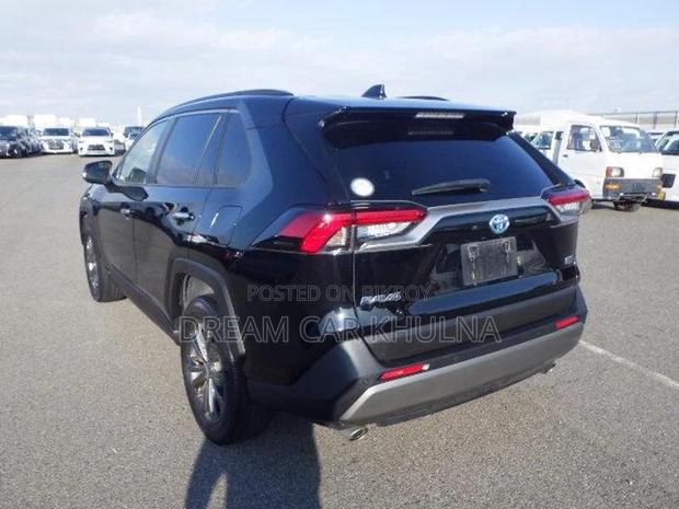 Toyota RAV4 G new Shape 2022
