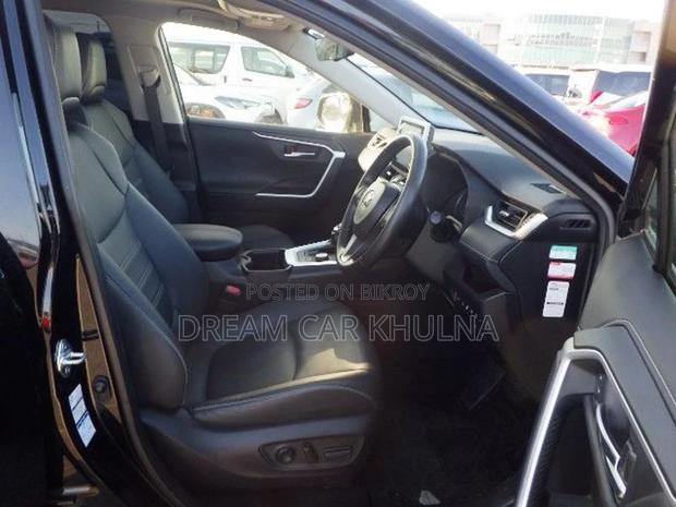Toyota RAV4 G new Shape 2022
