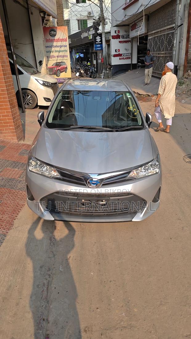 Toyota Axio hybrid ex 2020