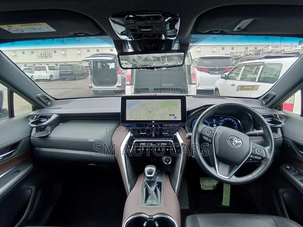 Toyota Harrier Hybrid Z Pearl 2023