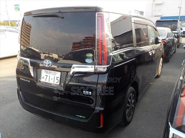 Toyota Esquire Gi Premium Package 2020