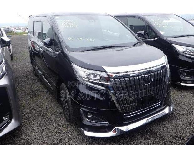 Toyota Esquire Non Hybrid Gi Black 2020