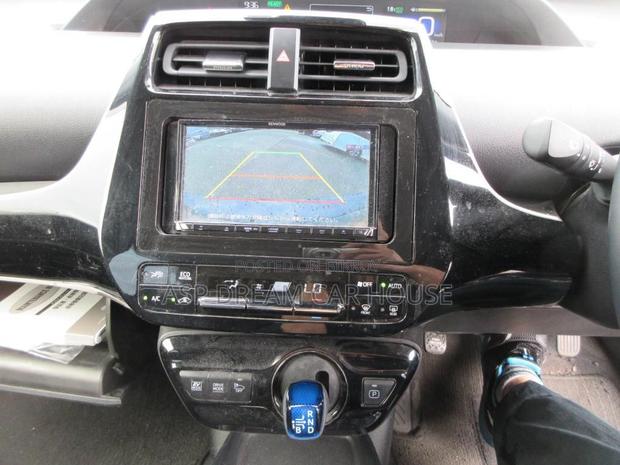 Toyota Prius S Hybrid Black 2020