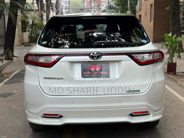 Toyota Harrier Advance Premium 2020