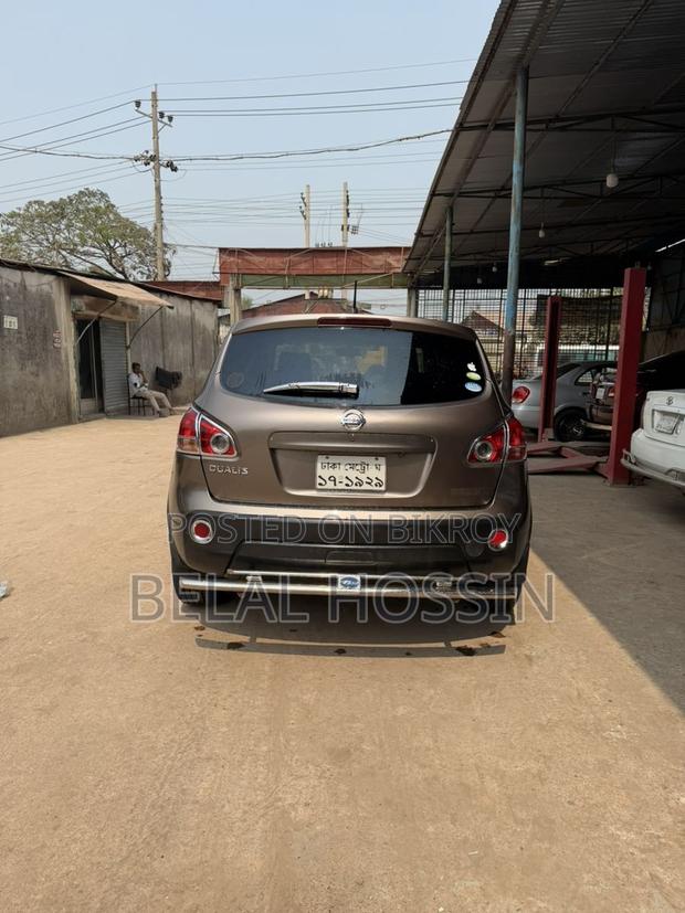 Nissan Dualis suv 2011