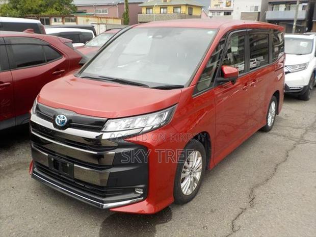 Toyota Noah S-G. Pack. 2022