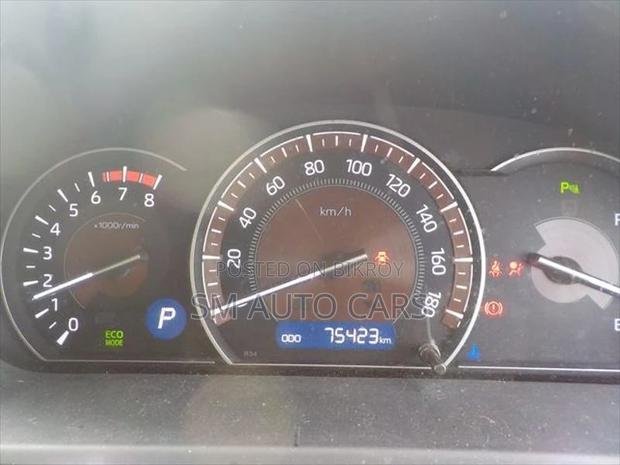 Toyota Esquire Petrol Gi Premium 2021