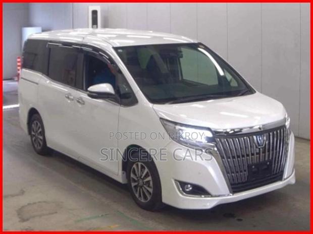 Toyota Esquire GI PACKAGE HYB 2021