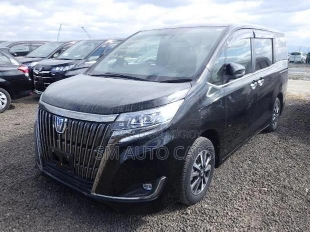 Toyota Esquire Hybrid Gi Premium 2021