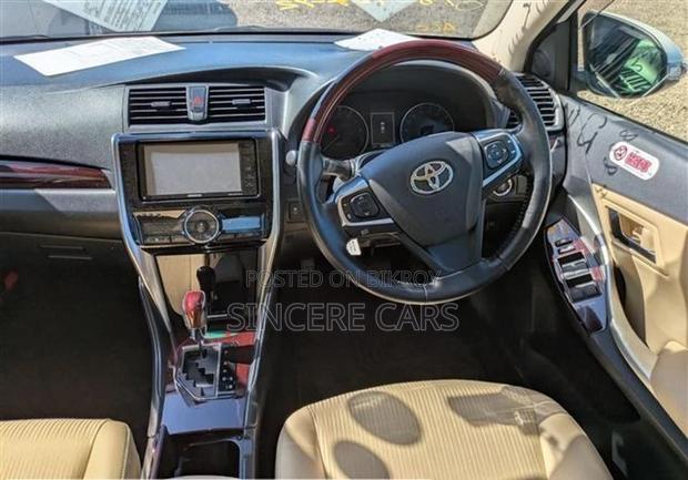 Toyota Premio fex package 4.5point 2020