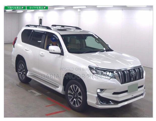 Toyota Prado land curcar 2021