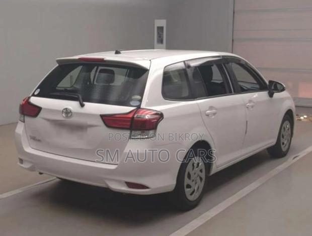 Toyota Fielder Non Hybrid EX White 2020