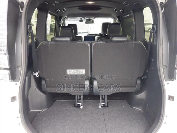 Toyota Voxy ZS KIRAMEKI HYB 2021