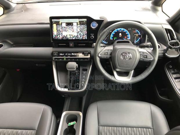 Toyota Noah Hybrid S-Z 4.5 AP 2023