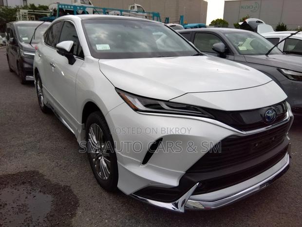 Toyota Harrier Hybrid Z Pearl 2025