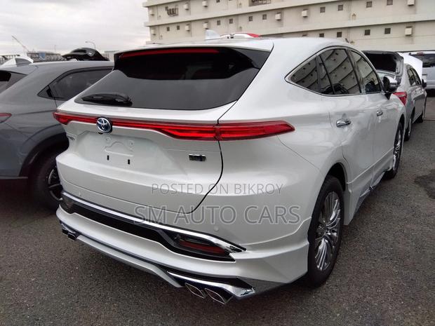 Toyota Harrier Hybrid Z Pearl 2025