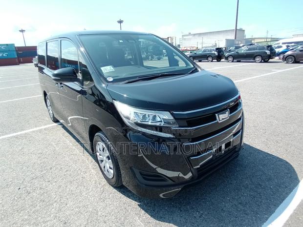 Toyota Noah X-SMART NON HV 2021