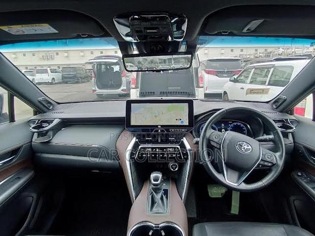 Toyota Harrier Z Leather HV Pearl 2023
