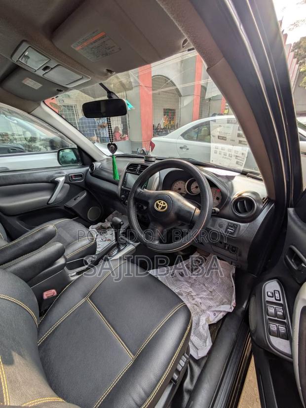 Toyota RAV4 L 2004