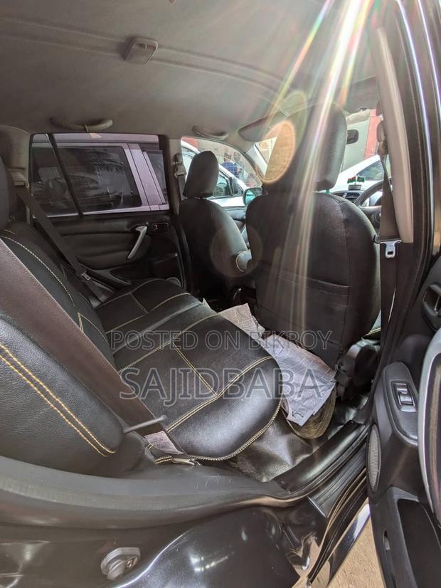 Toyota RAV4 L 2004