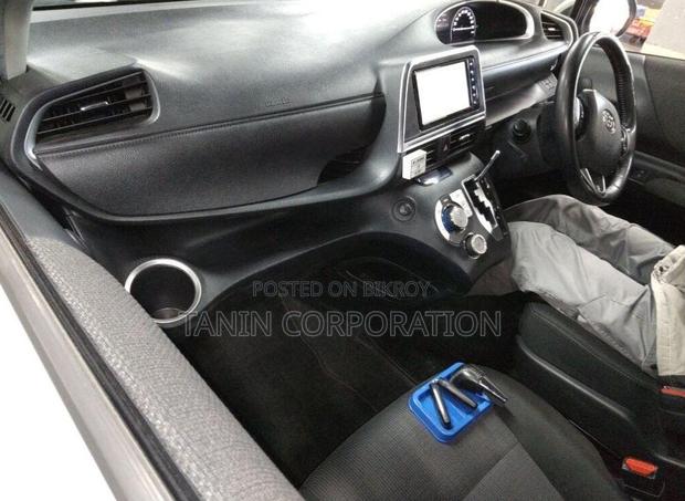 Toyota Sienta Hybrid G Safety 2021
